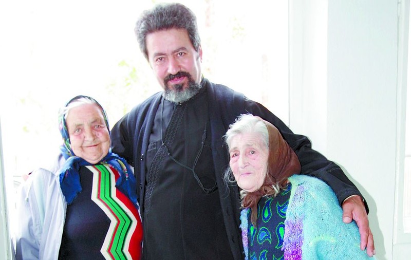 Până şi popii vor bani mai mulţi