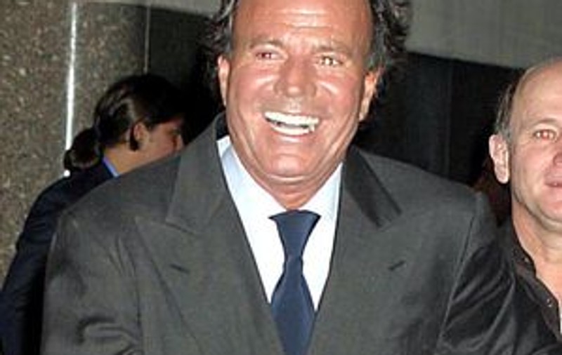 Julio Iglesias s-a cununat cu Miranda