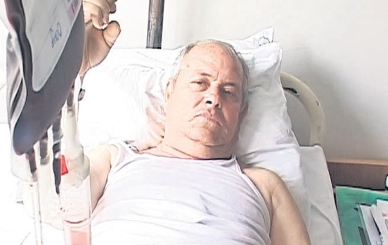 Dincuţă a căzut în casa liftului!