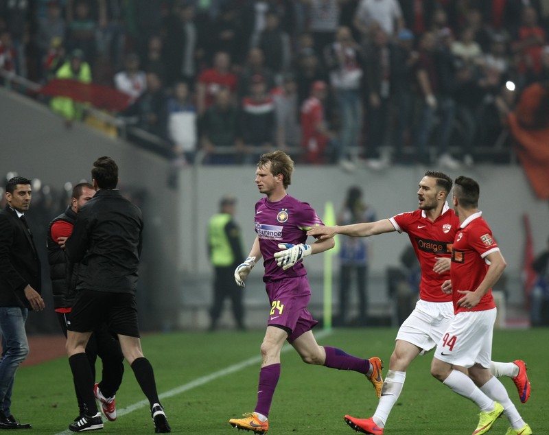 Steaua, șanse mici la titlu. ”N-a mai trecut printr-o astfel de situație” / ^GALERIE FOTO