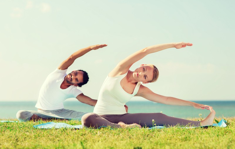 Pasionații de yoga își dau întâlnire la Tuzla. Festivalul internațional Dakini propune să strângă cei mai mulți yoghini din România