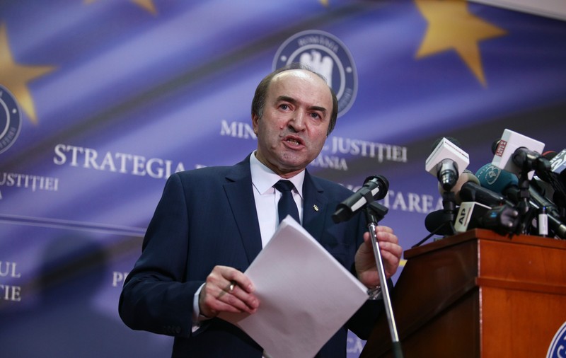 DNA critică dur propunerile de modificare a Codurilor Penale. Statul riscă să nu mai recupereze prejudiciile din cele 42 de dosare ce ar putea fi rejudecate