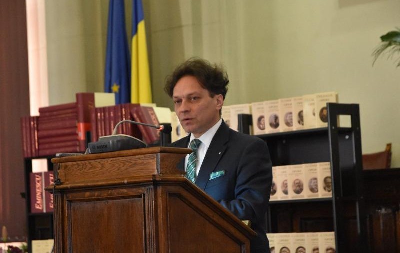 Moţiunea simplă împotriva lui George Ivașcu, ministrul Culturii, a fost respinsă în Parlament