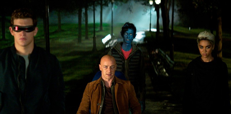 Tye Sheridan (Cyclops), James McAvoy (Xavier), Kodi Smit-McPhee (Nightcrawler) și Alexandra Shipp (Storm) / Foto: Walt Disney Studios Motion Pictures