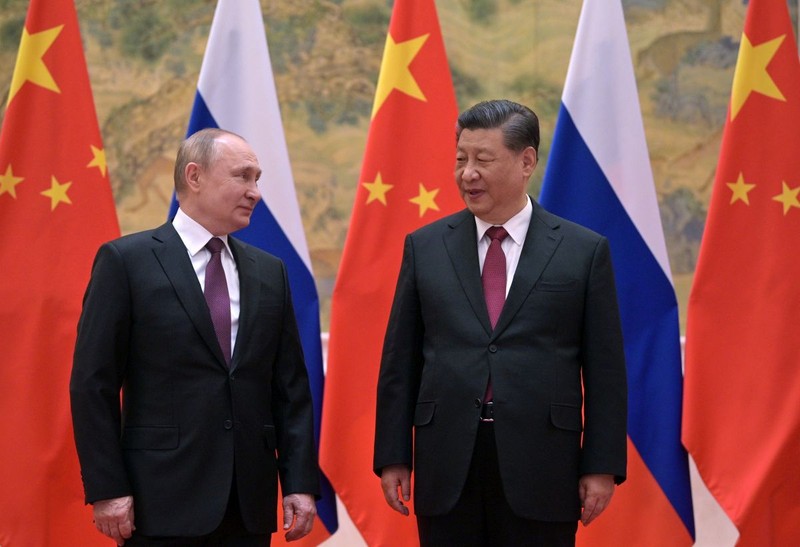 Vladimir Putin poate conta deocamdată pe sprijinul liderului chinez Xi Jinping. FOTO: EPA