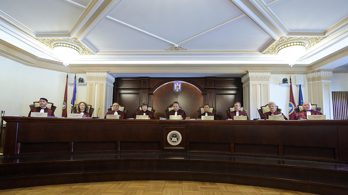 CCR a respins sesizarea Guvernului. O moțiune de cenzură poate fi depusă și votată în sesiuni diferite
