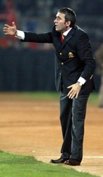 Galatasaray coach Gheorghe Hagi, left, during their Turkish Super League match against Samsunspor at 19th May stadium in Samsun, 27 March 2004. Samsunspor won 1-0.