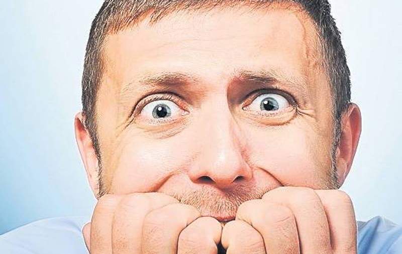 Îţi rozi unghiile? Atenţie, te poţi îmbolnăvi mai uşor!