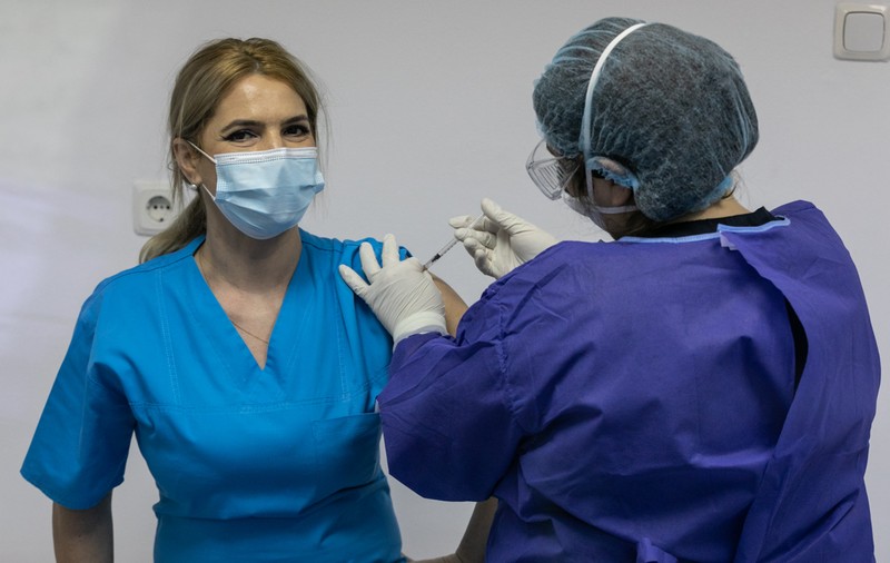 Ce se întâmplă cu dozele de vaccin anti-Covid rămase după vaccinarea personalului medical