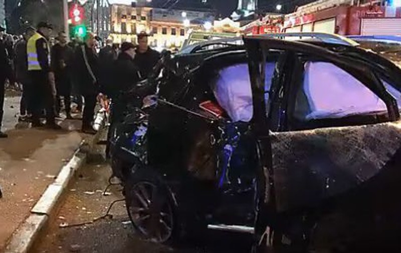 Fiica unui oligarh a intrat cu maşina în pietonii de pe trotuar: 6 oameni au murit, alți 12 sunt răniți | VIDEO