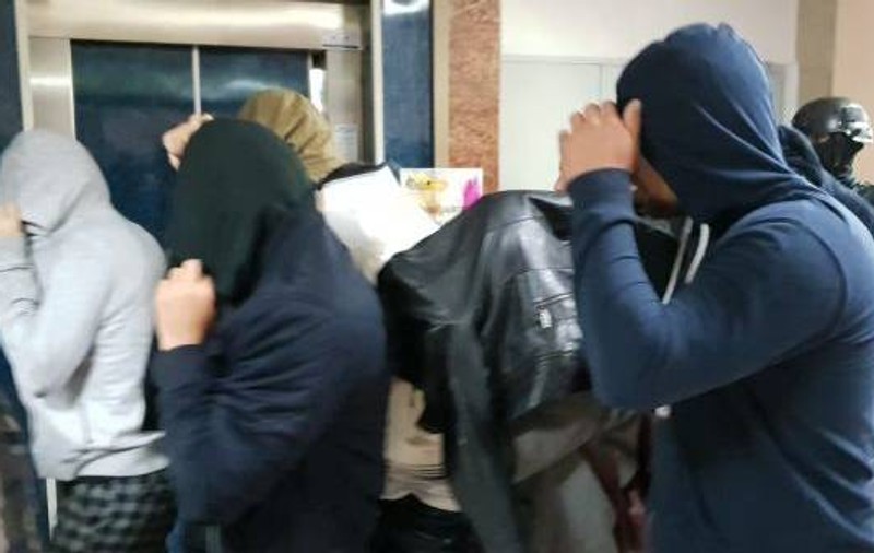 Zeci de studenți, anchetați pentru trafic de droguri de DIICOT Timișoara. Au fost ridicați din Complexul Studențesc