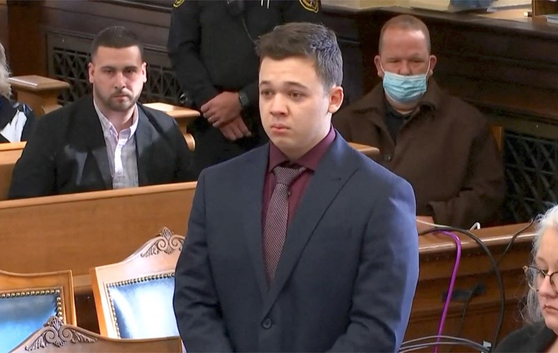 Adolescentul care a împușcat trei oameni la un protest din SUA, găsit nevinovat