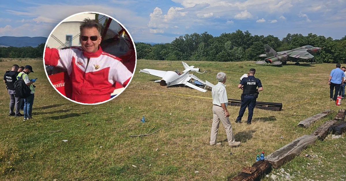 Un colaj cu un pilot si un avion prabusit