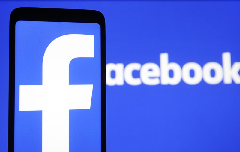 Facebook lucrează la un ceas inteligent, cu acces direct la datele de sănătate ale utilizatorilor