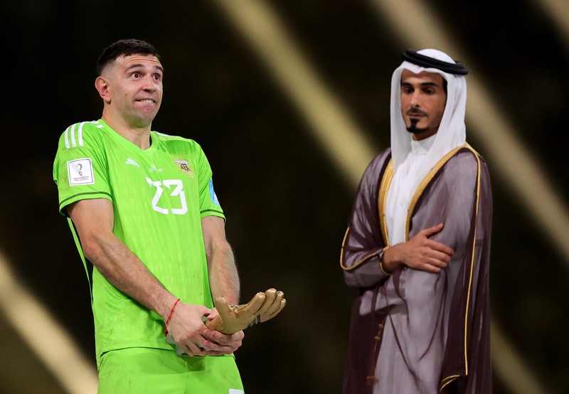 Emiliano Martinez (L). Foto: EPA