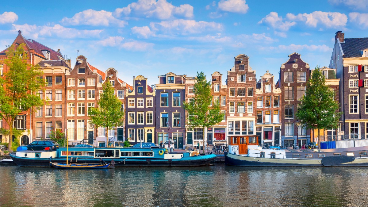 Vedere panoramică a centrului istoric al orașului Amsterdam