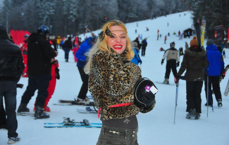 Rouge îşi va lansa primul clip în limba greacă | VIDEO
