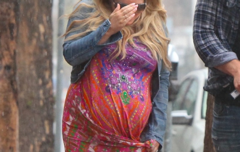 Jessica Simpson, în depresie postnatală din cauza greutăţii! Dacă slăbeşte, va primi 4 milioane de dolari!