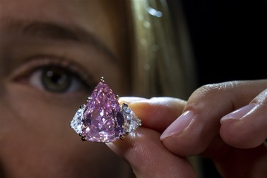Diamantul Fortune Pink. Foto: Epa