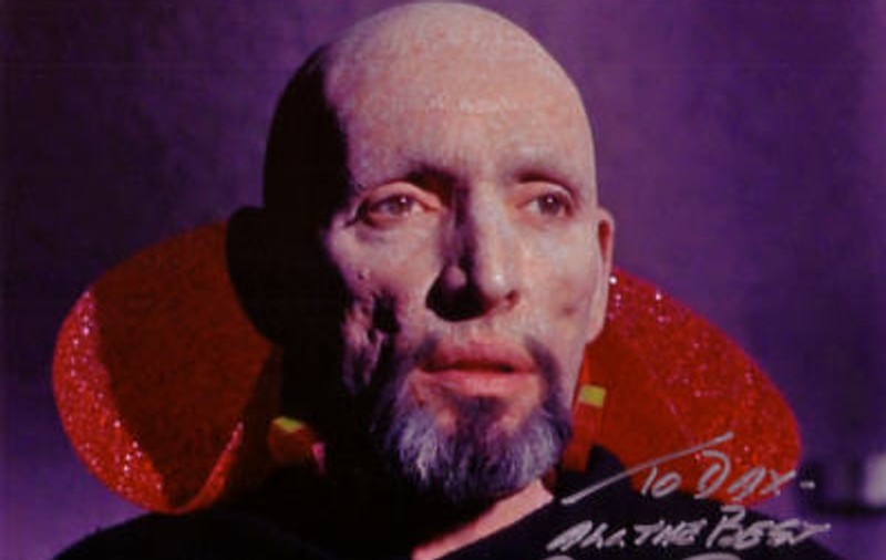 A MURIT UN ACTOR PRINCIPAL DIN "STAR TREK"