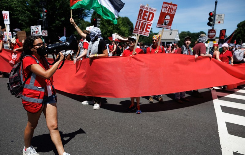 Manifestație pro-palestiniană la Washington. Mii de oameni au scandat împotriva lui Joe Biden: „Noi suntem linia roșie”
