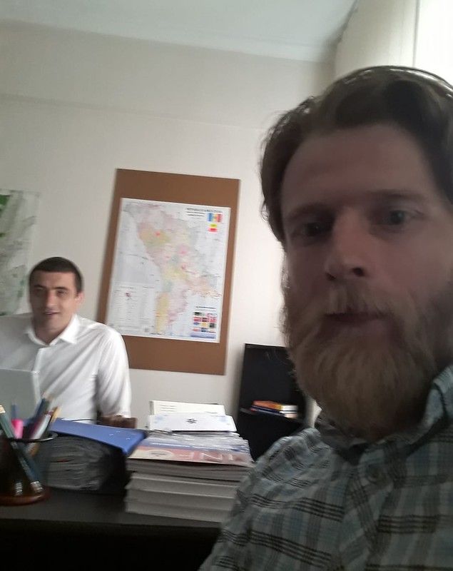 Membrul AUR prins în Parlament cu un plic de canabis și-a dat demisia din toate funcțiile