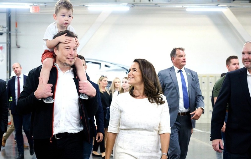 Elon Musk Meets with Hungarian President at Tesla Factory, Austin, Texas - 27 Sep 2023