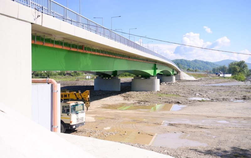 Podul uriaș dintre România și Ucraina este aproape gata. Cum va schimba traficul peste Tisa din această vară