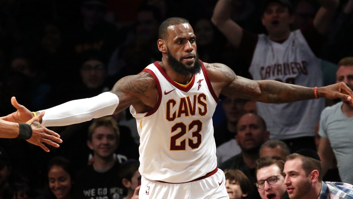 Melania Trump îi ia apărarea lui LeBron James după ce a fost insultat de soțul ei