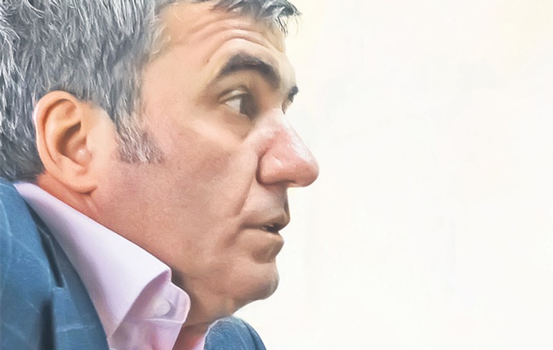 Astăzi, la împlinirea vârstei de 47 de ani, Gheorghe Hagi le transmite un mesaj de suflet conaţionalilor săi: "Românii să-l lase pe «Nu» din braţe!"