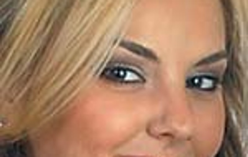 Roxana Ionescu a devenit imaginea unei case de moda