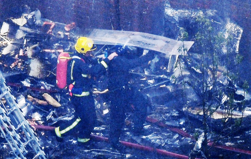 Un pompier descrie intervenția de la Grenfell Tower: "Țipetele mă vor bântui pentru totdeauna"