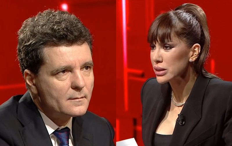 Gestul făcut de Denise Rifai față de Nicușor Dan în culisele emisiunii „40 de întrebări” de la Kanal D. Lui nu i-a lipsit faimosul carnețel