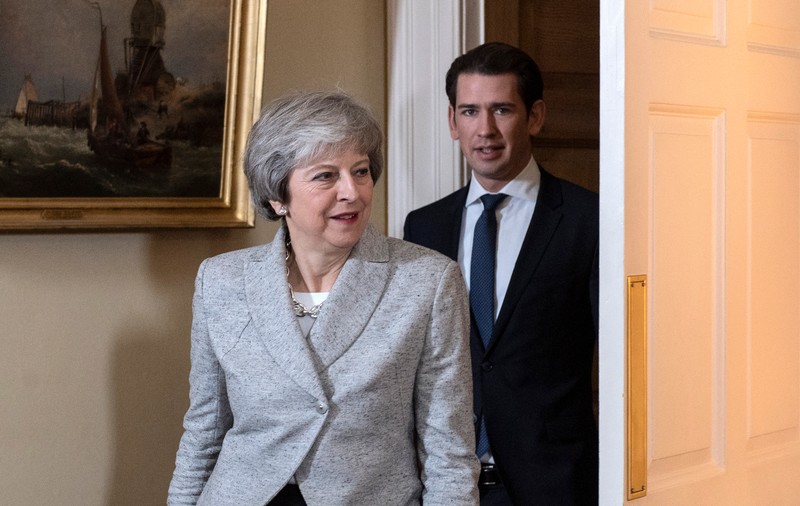 Cancelarul austriac: Mai bine să fie amânat Brexit dacă Theresa May nu va obţine sprijin până în martie