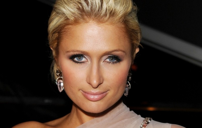 Paris Hilton şi Lindsay Lohan se vor bate pe bani? 