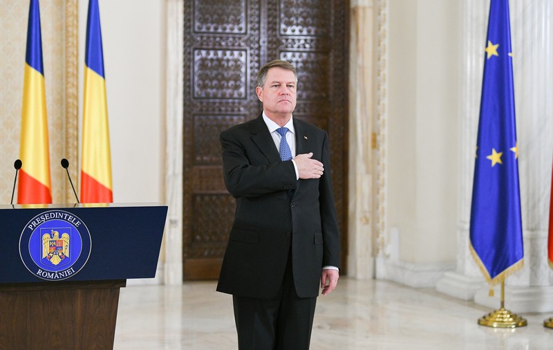 Recepție de Ziua Națională, la Palatul Cotroceni; Traian Băsescu și Emil Constantinescu, printre invitați, liderii Puterii au lipsit