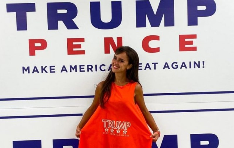 Două moldovence, mamă și fiică, reţinute în urma asaltului de la Capitoliu. Care e legătura tinerei cu Donald Trump