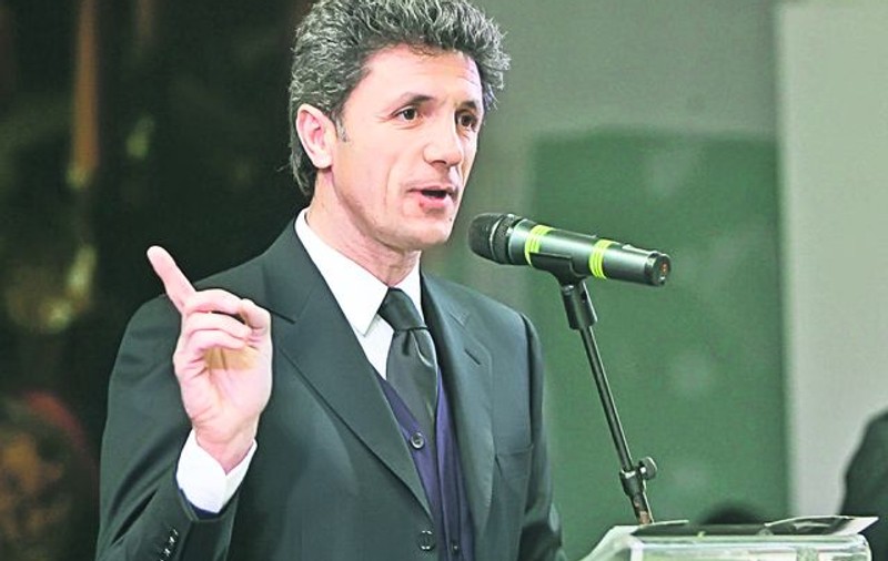 Gică Popescu salvează Craiova?