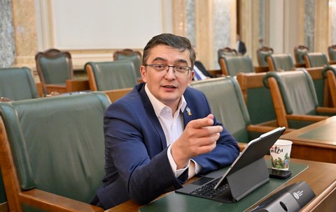 Cine va încălța „papucii” lui David? La Educație, se caută un ministru „carne de tun”, un politician obscur, o marionetă. Sociolog: „Un om fără miză politică”