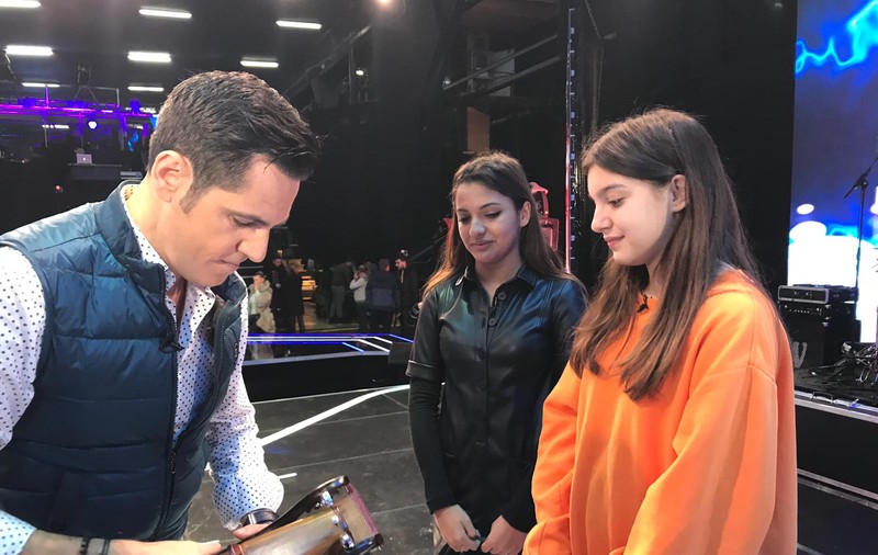 Cadouri, petreceri și multe ore de repetiții înaintea primei gale live X Factor | FOTO
