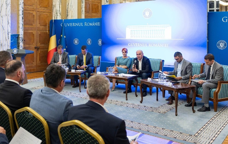 Guvernul Bolojan vrea creșterea taxelor cu 70%: „Asta e ideea”. Ce mai cuprinde pachetul doi pentru bugetele primăriilor