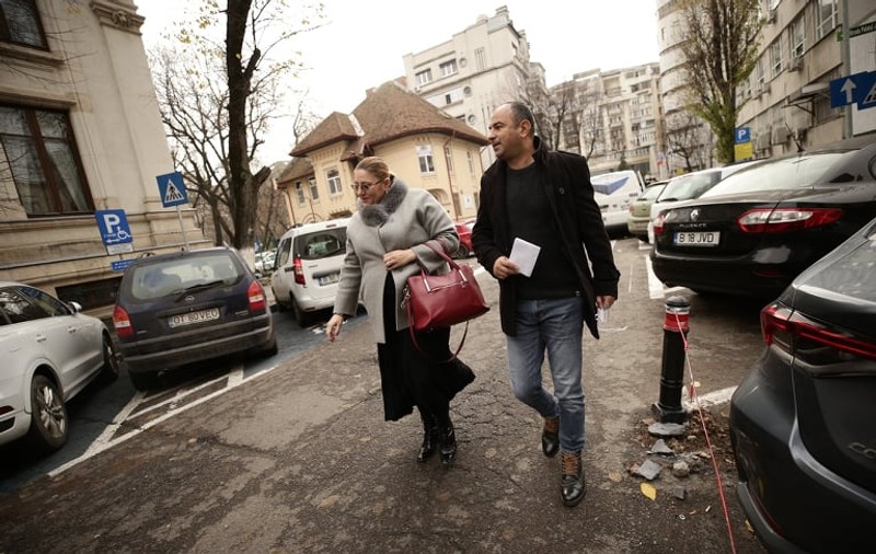 Soţul Dianei Şoşoacă rămâne sub control judiciar. Comentariu deplasat la adresa jurnalistei din Italia