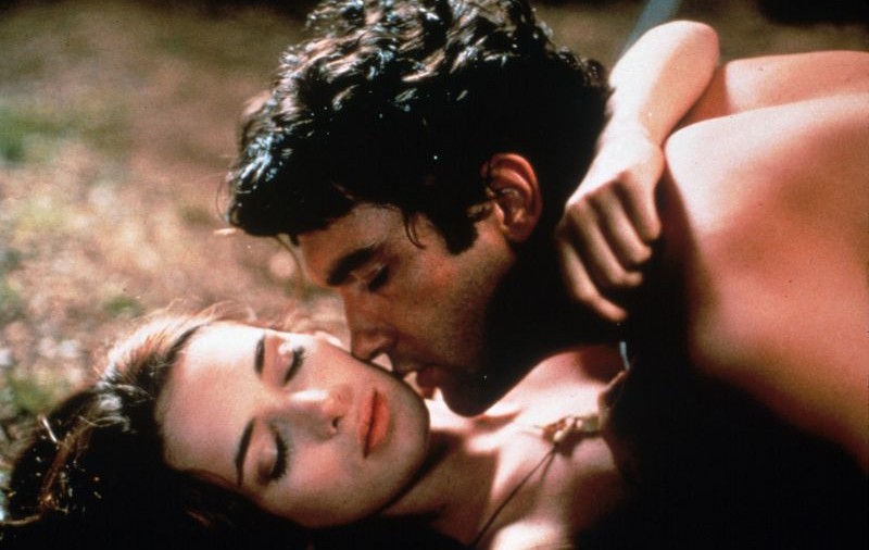 Antonio Banderas se ruşinează când filmează scene fierbinţi