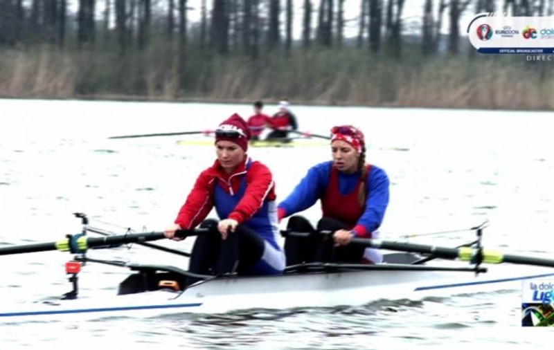 Echipajul feminin de dublu rame fără cârmaci al României, medaliat cu bronz la Europene de canotaj