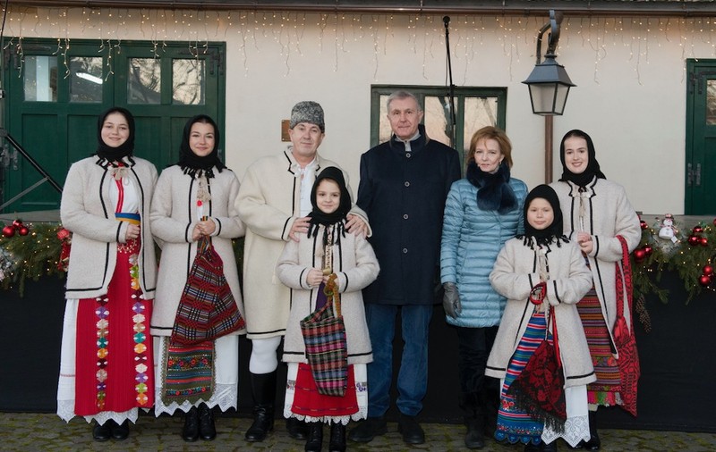 Unde își petrece Familia Regală a României sărbătorile de iarnă. Ce se va întâmpla în dimineața zilei de Crăciun