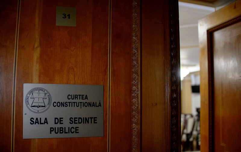 CCR se reunește pe tema alegerilor prezidențiale, după noi cereri de anulare a primului tur