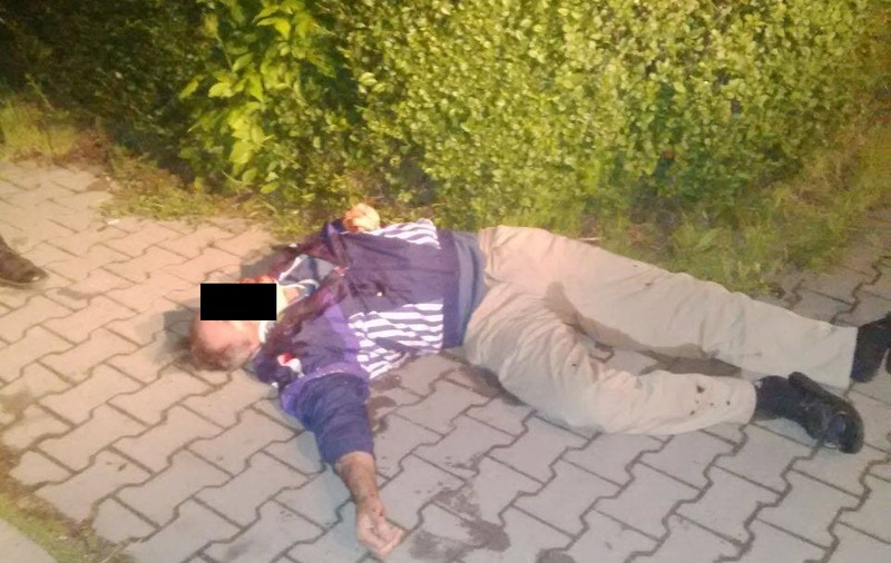 FOTO ȘOCANT! Găsit mort lângă spitalul din Târgu Jiu, într-o baltă de sânge