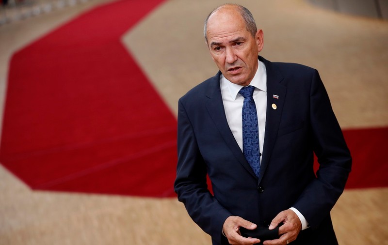 Premierul Sloveniei, care l-a felicitat acum patru zile pe Trump pentru alegeri, se îndoiește de victoria lui Biden