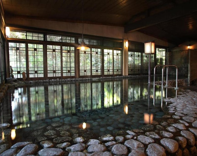 Managerul unui hotel a recunoscut că a schimbat apa de la Spa doar de două ori pe an. Unde s-a întâmplat