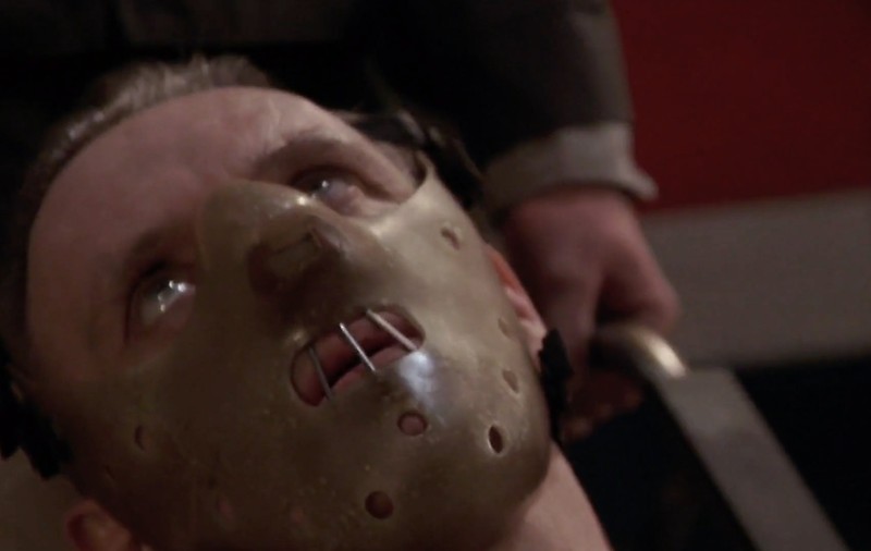 Ucigașul în serie care a inspirat personajul Hannibal Lecter, ținut de 38 de ani într-un buncăr de sticlă dintr-o închisoare britanică